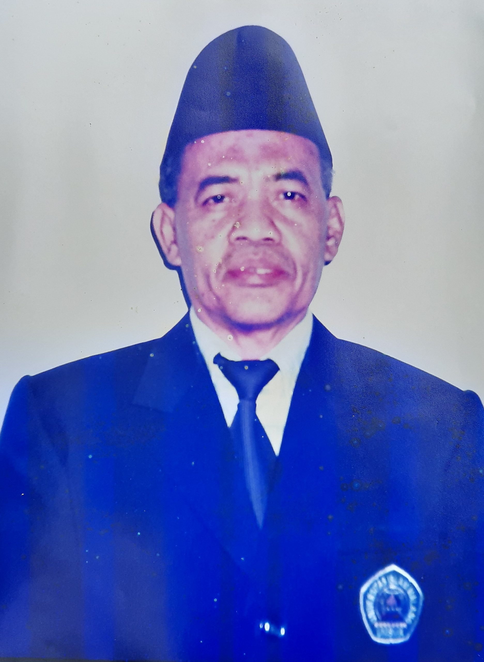 5. Dr. Ir. H. CHASAN BISRI (2009 - 2014)